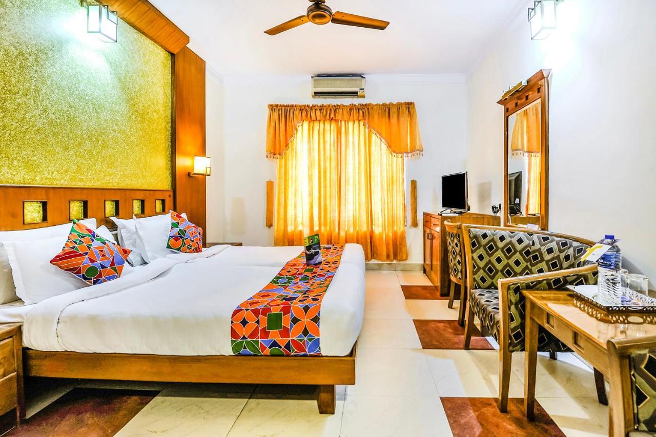 Fabhotel Kangappadan Residency Ramavarmapuram Thrissur Экстерьер фото