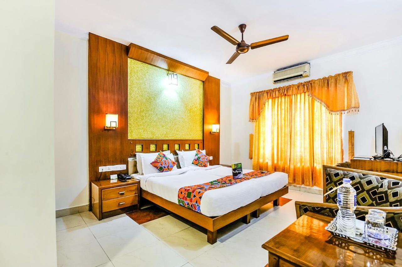 Fabhotel Kangappadan Residency Ramavarmapuram Thrissur Экстерьер фото